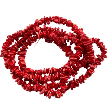 Strand of bamboo coral, chips, dyed red, approx. 4 -10 mm, length of strand approx. 79 cm