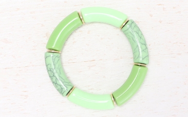 Elastisches Tube Armband mit Acryl Röhrenperlen und Spacern Grün