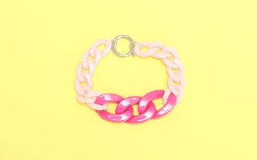 Armband mit Acrylgliederkette und Edelstahlanhänger Rosa-Pink