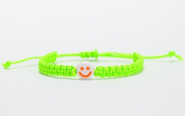 Children's bracelet macramé smiley