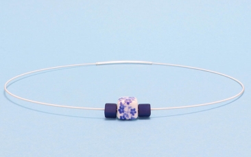 Necklace with Flower Cubes Dark Blue-Silver