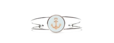 Bangle with wooden anchor cabochon