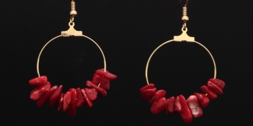 Earrings with bamboo coral chips