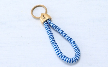 Porte-clés avec corde à voile et gravure 