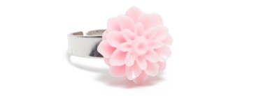 Ring with Flower Cabochon Pink