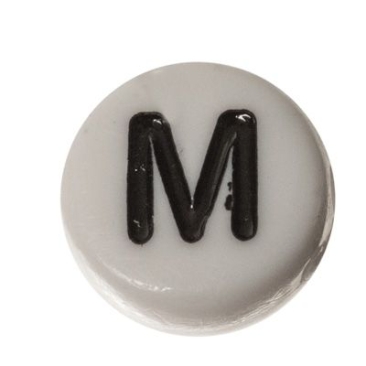 Kunststoffperle Buchstabe M, runde Scheibe, 7 x 3,7 mm, weiß mit schwarzer Schrift