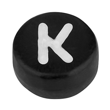 Kunststoffperle Buchstabe K, runde Scheibe, 7 x 3,7 mm, schwarz mit weißer Schrift