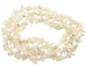 Strand of shell beads chips, dyed beige, 6-19 x 2-6 mm, length approx. 90 cm