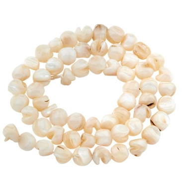 Strand of freshwater shell beads nuggets, permute, 4-6 x 5-6 x 4-6 mm, length approx. 38 cm