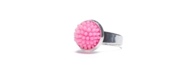 Ring mit Cabochons Pink