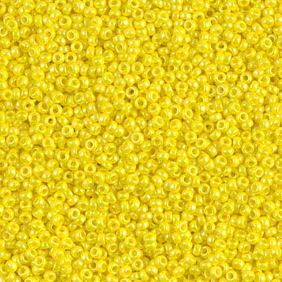 15/0 Miyuki Rocailles beads, round (approx. 1,5 mm), colour: Yellow AB, Opaque , tube with approx. 8,2 grammes 