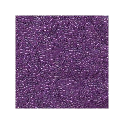 11/0 Miyuki Delica Perlen, Zylinder (1,8 x 1,3 mm), Farbe: lined lilac AB, ca. 7,2 gr 