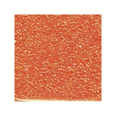 11/0 Miyuki Delica Perlen, Zylinder (1,8 x 1,3 mm), Farbe: opaque orange AB, ca. 7,2 gr 