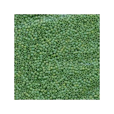 11/0 Miyuki Delica Perlen, Zylinder (1,8 x 1,3 mm), Farbe: matte opaque green AB, ca. 6,8 gr 