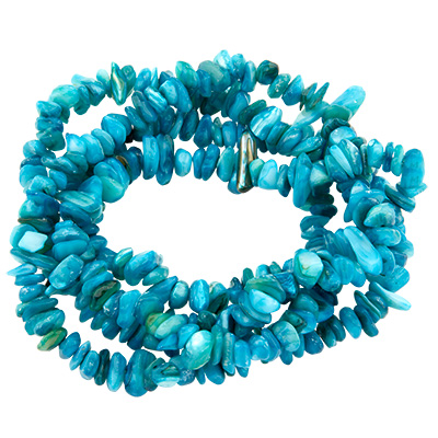 Brin de perles de coquillages d'eau douce Chips, colorées en bleu, 4-14 x 4-8 x 1-8 mm, longueur environ 80 cm 