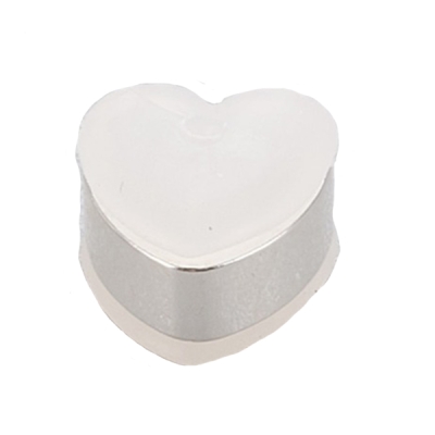 Kunststoff Ohsteckerstopper mit silberfarbenem Edelstahlrahmen, Herz, weiß, 5,5 x 6 x 5,5 mm, Öffnung: 1,6 mm 