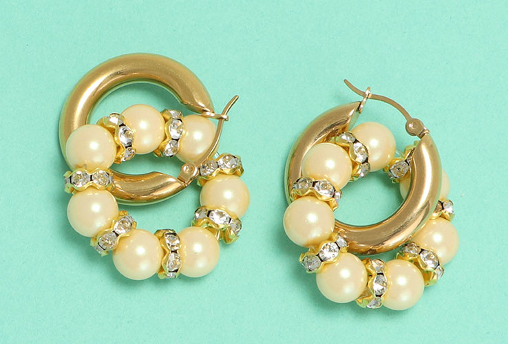 Edelstahl Creolen mit Preciosa Nacre Pearls und Strassrondellen goldfarben 