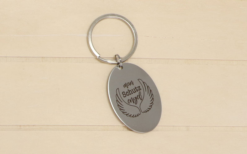 Schlüsselanhänger mit ovalem Edelstahlanhänger mit Gravur "Mein Schutzengel" 
