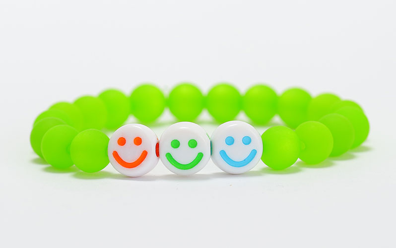 Children's bracelet with smileys and polaris beads 