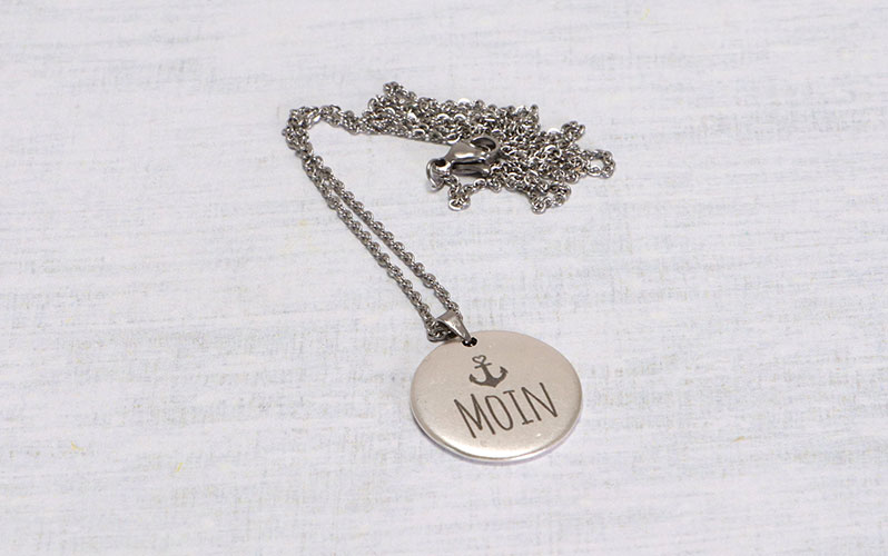 Link chain with engraved pendant "Moin 