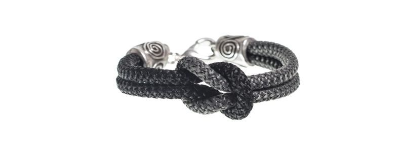 Bracelet à nœuds croisés noir-gris 