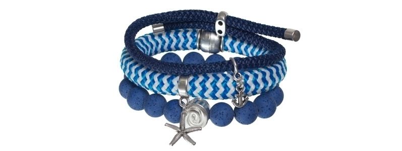Bracelets avec corde à voile rayée bleu 
