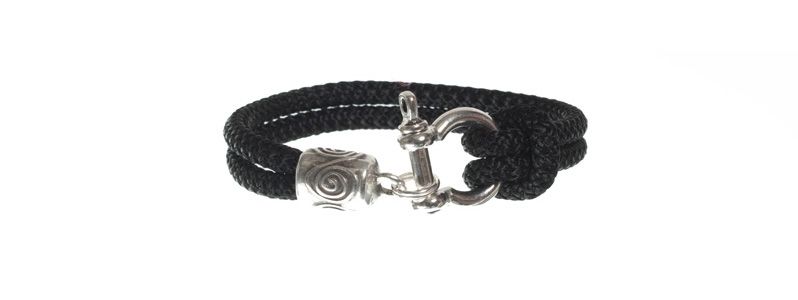 Bracelet avec corde à voile noir 