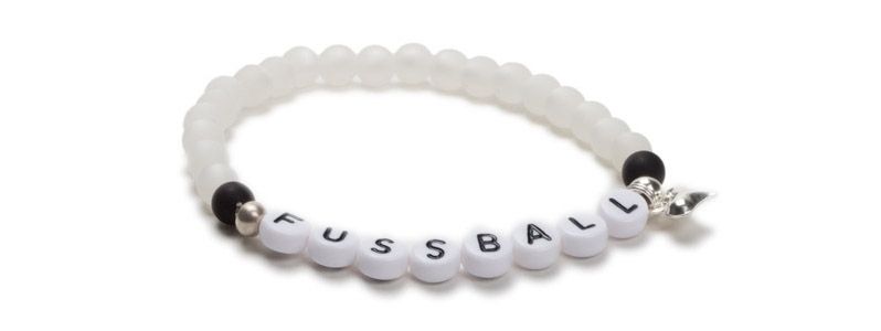 Bracelet avec perles lettres football 
