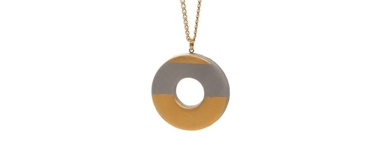 Concrete Style Chain with Pendant Donut 