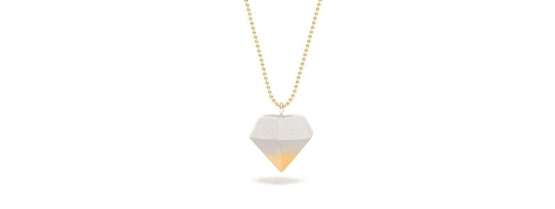Beton Style -Chaîne avec pendentif diamant doré 