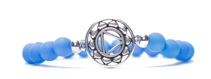 Bracelet throat chakra silver plated light blue 