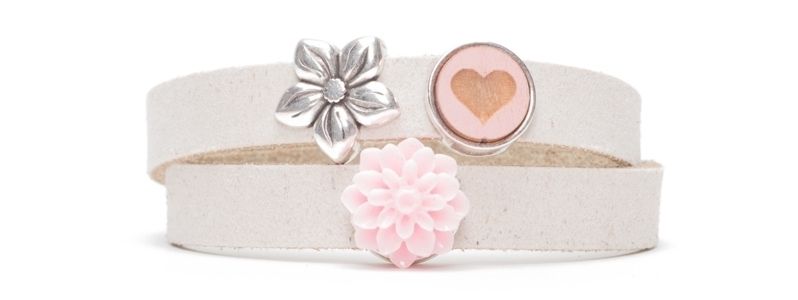 Wide Craft Leather Bracelet Flower and Heart 