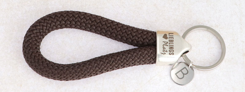 Porte-clés échangeur de voile avec pendentif en acier inoxydable avec la lettre B 