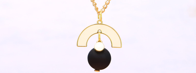 Modern Boho Necklace with Enamelled Metal Pendant and Ball 