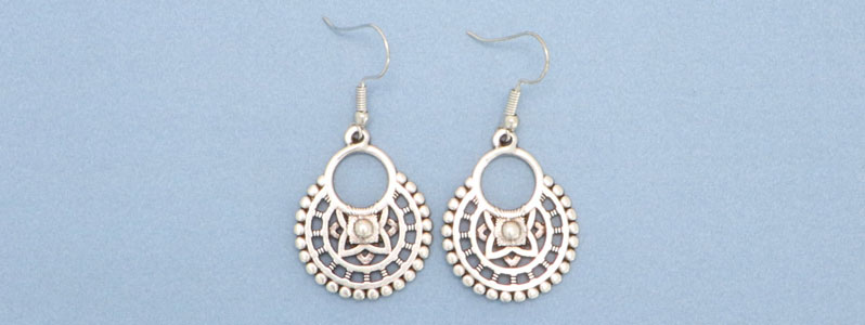 Earrings New Ethno Style with Metal Pendant 