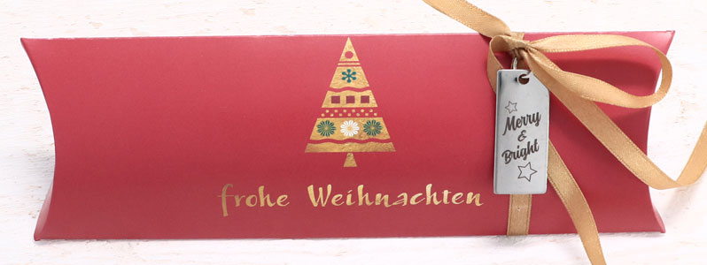 Weihnachtsverpackung mit Geschenkanhänger "Merry & Bright" 