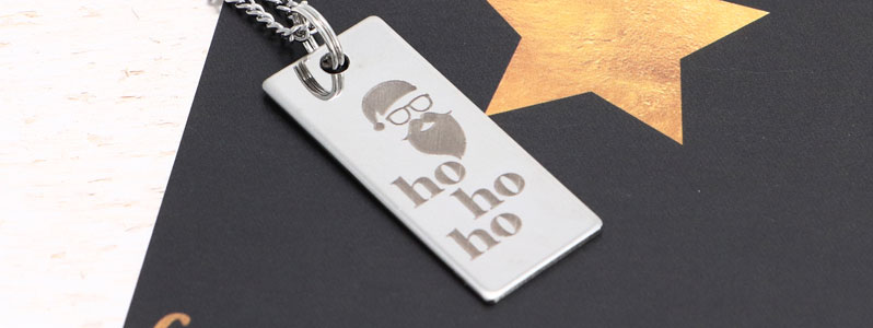 Chaîne de Noël avec pendentif en acier inoxydable "Ho Ho Ho". 