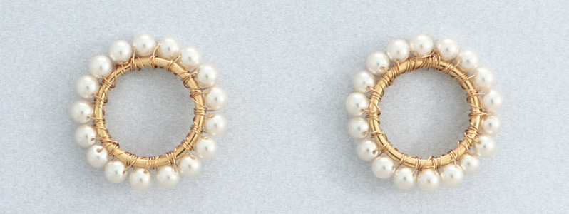 Preciosa Circle Nacre Bead Earrings 
