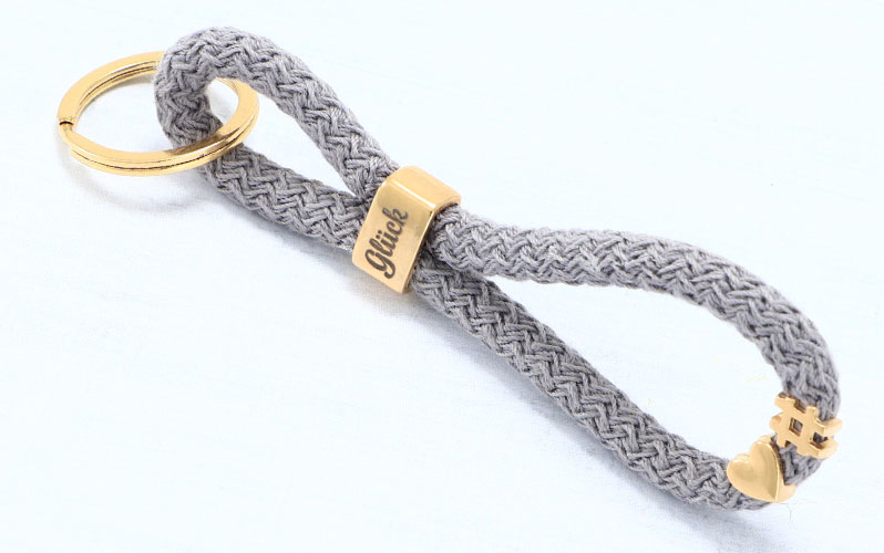 Keychain with Grip-It Sliders and "Luck" Sail Rope 